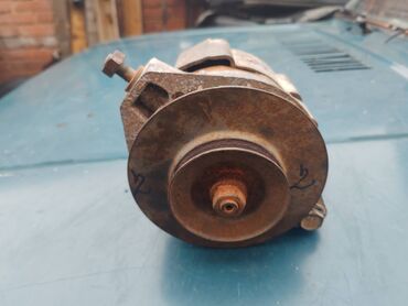 Auto delovi: Alternator Lada 2107 Riva, Lada 2121 Niva 1.6 br.2 . Polovno, ocuvano — 2