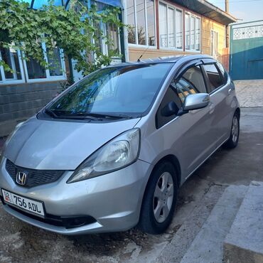 жаз бампер: Honda Jazz: 2010 г., 1.4 л, Механика, Бензин, Хетчбек