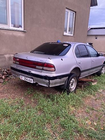 e klass: Nissan Maxima: 1995 г., Седан — 3