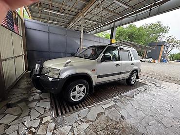 бампер на одиссей: Honda CR-V: 1996 г., 2 л, Автомат, Бензин, Кроссовер — 1