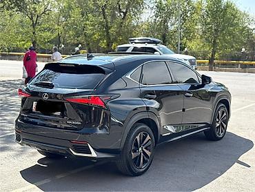 руль лексус: Lexus NX: 2018 г., 2.5 л, Вариатор, Гибрид, Кроссовер — 6
