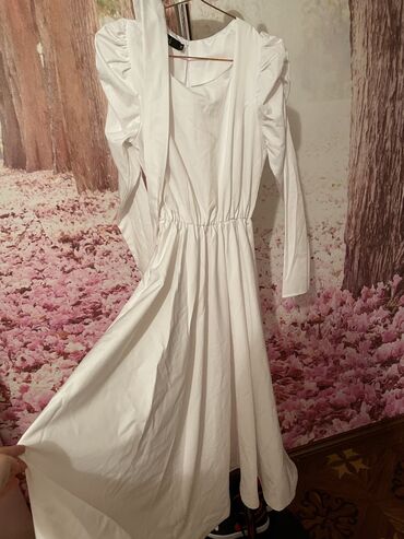 белый платье: Вечернее платье, Длинная модель, С рукавами, XL (EU 42), 2XL (EU 44), 3XL (EU 46)