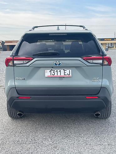 camri 70: Toyota RAV4: 2021 г., 2.5 л, Вариатор, Гибрид, Кроссовер — 4
