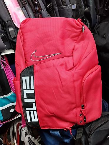 рюкзак спорт: Рюкзак Nike Elite, ярко‑красный. - Дизайн: крупный логотип Swoosh и — 1