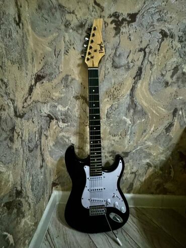 Elektro gitaralar: Elektron gitara, 6 sim, İşlənmiş, Pulsuz çatdırılma