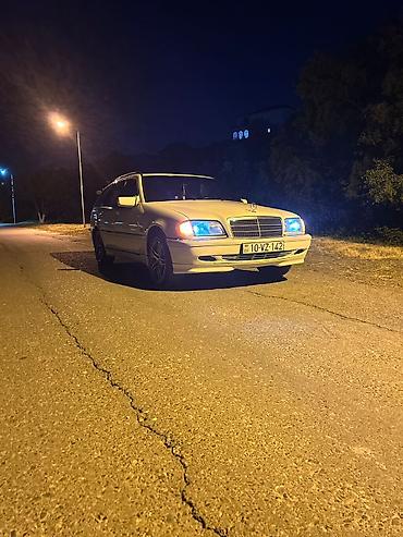 Mercedes-Benz: Mercedes-Benz C-Class: 2 l | 1996 il Universal — 8