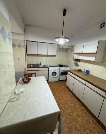 московская фучика: 3 бөлмө, 78 кв. м, 6 кабат, Эски ремонт