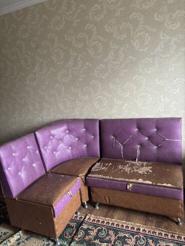 мебель кух: Угловой диван, цвет - Коричневый, Б/у
