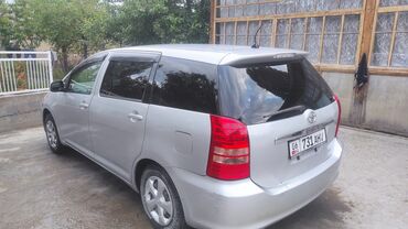 крузак араб: Toyota WISH: 2003 г., 1.8 л, Автомат, Бензин, Хэтчбэк