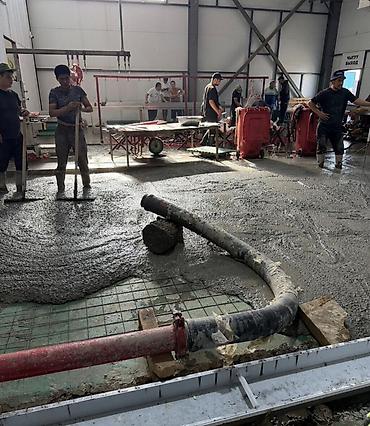бетонный насос: Аренда автобетононасоса для подаче бетонной смеси на объект Описание — 5