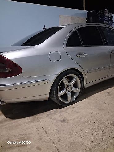 фургоны категории б: Mercedes-Benz E-Class: 2.7 л | 2002 г. Седан — 2