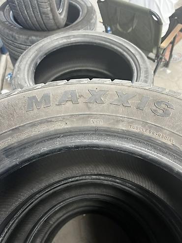 шина 265 60r18: Шины 265 / 60 / R 18, Б/у, Комплект, Внедорожные (АТ/МТ), Maxxis — 2