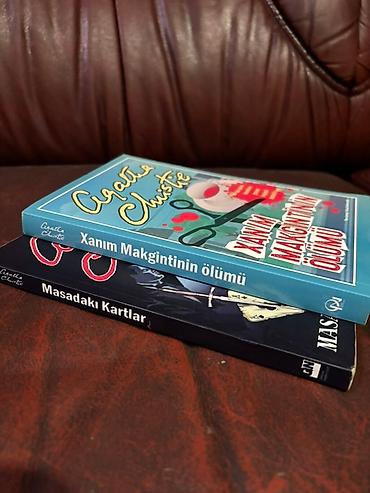 Книги и журналы: Agatha christie masadakı kartlarxanım makgintinin ölümü ikisi — 2