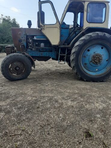 Металлоискатели: Kənd təsərrüfatı üçün universal təkərli traktor - Kabinli