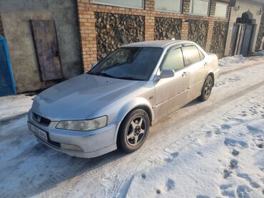 нехсия машина: Honda Accord: 1998 г., 2 л, Автомат, Бензин, Седан