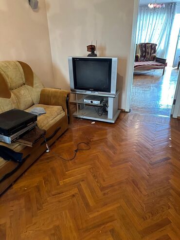 Televizorlar: Tv ve altlıq dest