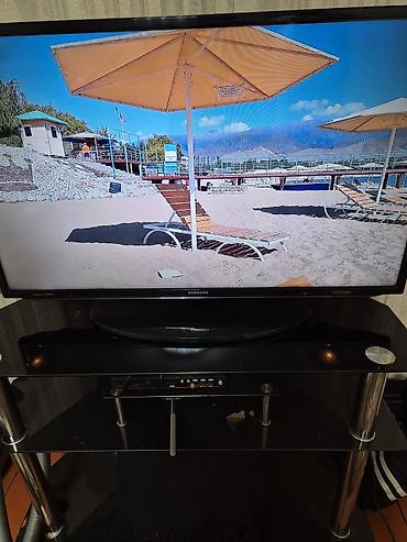 service: Телевизор Samsung +подставка - Диагональ 40" - LED‑подсветка, формат — 4