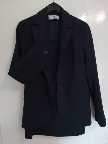 Kostimi: M, Vuna, Jednobojni — 7