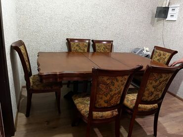 soba islenmis: Qonaq otağı üçün, İşlənmiş, Açılan, Oval masa, 6 stul