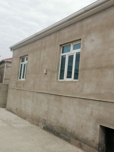 gencede heyet evi satilir: 3 otaqlı, 100 kv. m, Kredit yoxdur, Təmirsiz