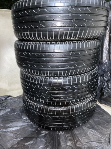 Təkərlər: İşlənmiş Şin Bridgestone 235 / 60 / R 18 — 3