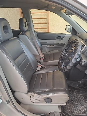 legacy 2020: Nissan X-Trail: 2004 г., Кроссовер — 2