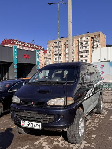 Mitsubishi: Mitsubishi Delica: 1997 г., 2.8 л, Автомат, Дизель, Внедорожник