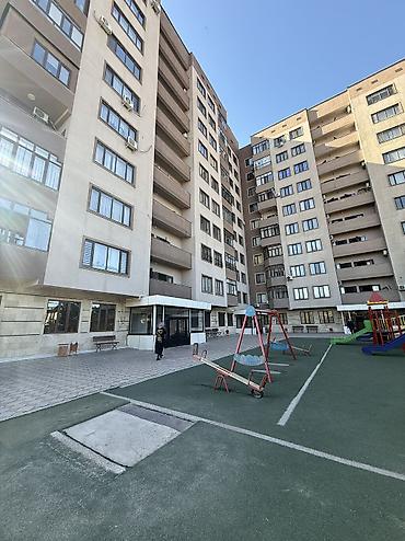 4 ком: 3 комнаты, 114 м², 4 этаж — 3