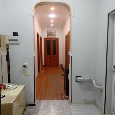 Həyət evləri və villaların satışı: Binəqədi qəs. 5 otaqlı, 110 kv. m, Kredit var, Orta təmir — 29