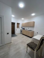 Uzunmüddətli kirayə mənzillər: Kirayə ev verilir 2 otaq kuxnastudiya təzə remontdan çıxıb hər bir — 11