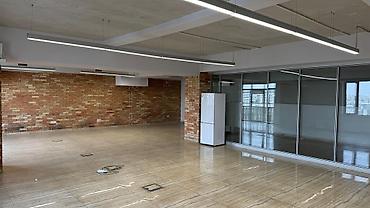 Аренда офисов: Аренда офисов, 300 м², В бизнес центре — 11