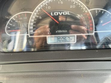 Traktorlar: Salam traxdır 3000 saat işiyib heç bir yeri açar deymiyib harda istesə — 10