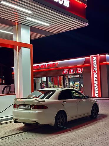 dio 27: Honda Accord: 2002 г., Автомат, Бензин, Седан — 4