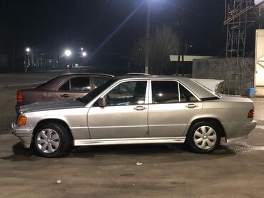 тягач мерс: Mercedes-Benz 190: 1992 г., 1.8 л, Механика, Бензин, Седан