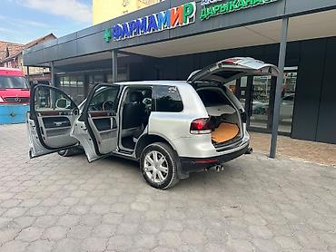 Volkswagen Touareg: 2018 г., Автомат, Кроссовер