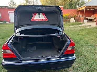 Мотор целиком и ГБЦ: Mercedes-Benz 220, 2.2 л, Бензин, 1995 г., Б/у — 4