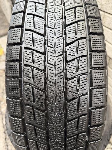 шишек: Комплект зимних шин Dunlop Winter Maxx SJ8 - Размер: 225/65 R17 - — 5