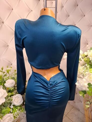 Haljine: I 12. Haljina. 4100 na lalafo.rs — 4 Haljine: I 12. Haljina. 4100 — 4