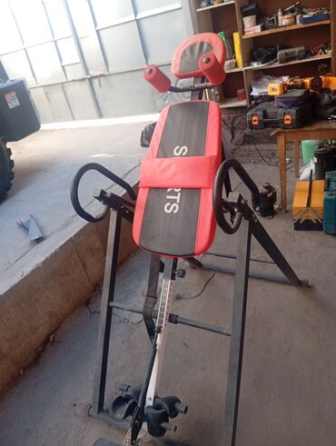 Инверсионные столы: Инверсионный стол для растяжки позвоночника и релаксации мышц -