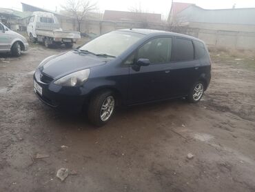 Honda: Honda Fit: 2003 г., 1.3 л, Механика, Бензин, Хэтчбэк