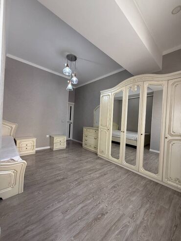 Продажа домов: 4 комнаты, 140 м², Элитка, 6 этаж, Евроремонт