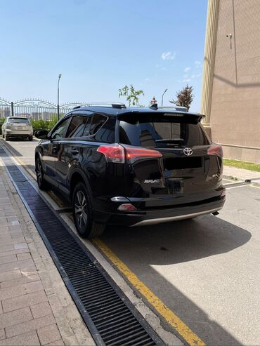 Toyota: Toyota RAV4: 2017 г., 2.5 л, Автомат, Бензин, Кроссовер