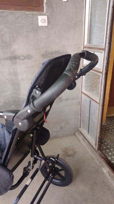 Invalidska kolica: Na prodaju neurološka kolica za decu, ispravna sve na njima — 7