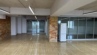 Аренда офисов: Аренда офисов, 300 м², В бизнес центре — 10