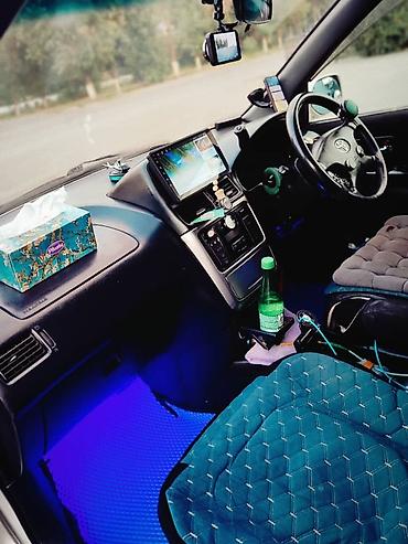 Toyota: Toyota Gaia: 2002 г., 2 л, Автомат, Бензин, Минивэн — 12