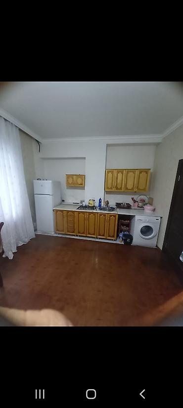 berde kiraye: Yeni yasamal 1 .giriw ayri.2 otaq metbex studya — 2