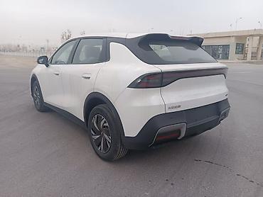 kaiyi e5: Changan Qiyuan Q05: 2026 г., Автомат, Электромобиль — 5