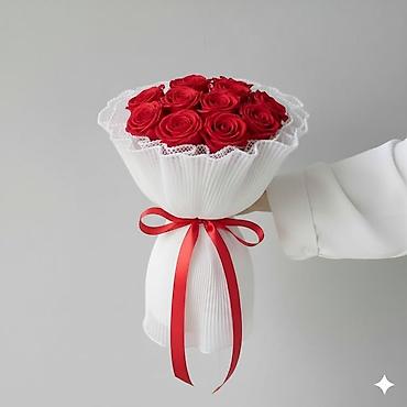 Ostali kućni dekor: Ručni buketi ruža – dekorativni i svečani aranžmani - Elegantni — 22