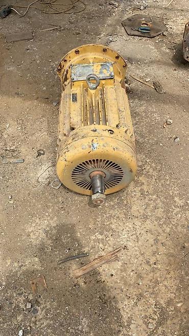 şotka: Kran motoru şotkalı,30 kvt 1000 abarod (960),rotorunda mis var — 4
