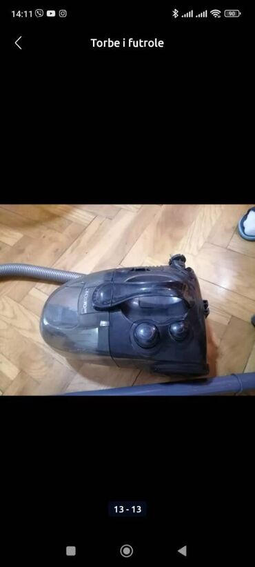 Vacuum Cleaners: Usisivac CLARTRONIK bez kese dobar

Mirjevo
